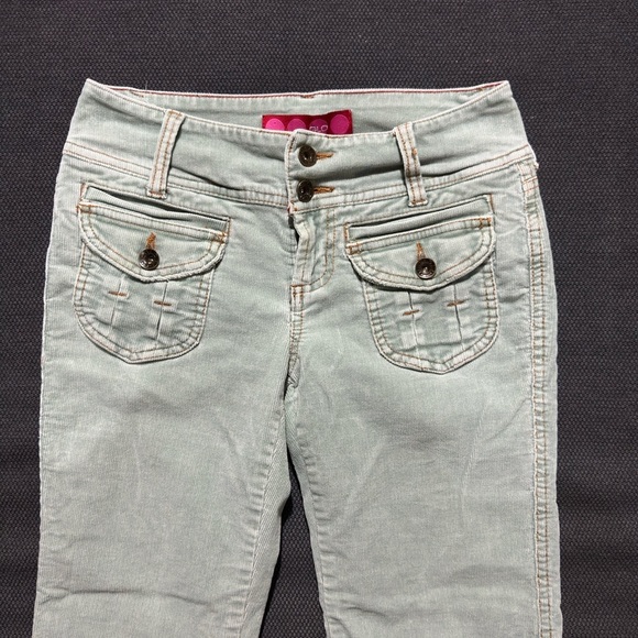 GLO Jeans in Mint Green - Picture 3 of 8